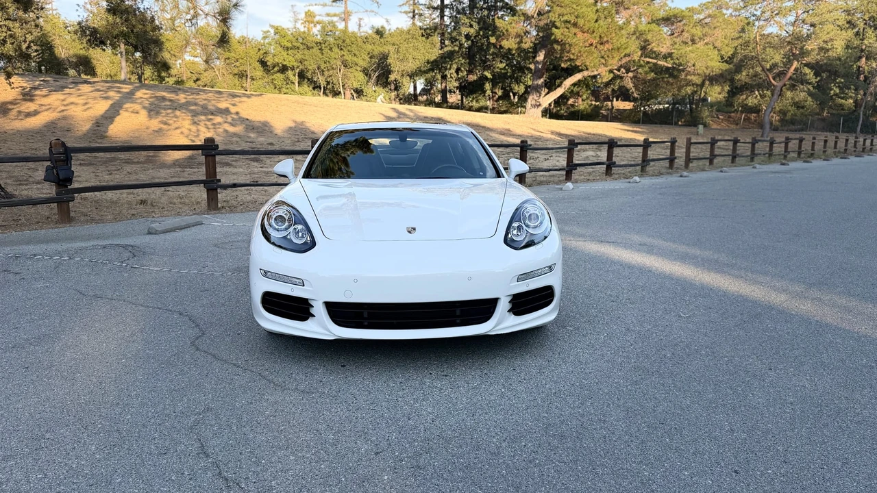 2016 Porsche 970 Panamera S - Image 20 of 31