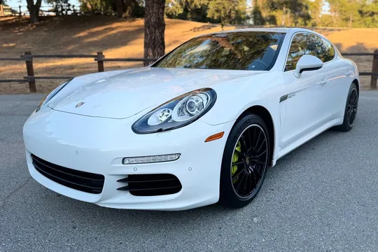 2016 Porsche Panamera S E-Hybrid