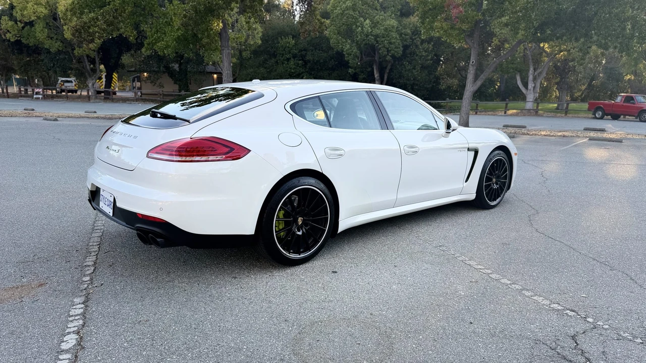 2016 Porsche 970 Panamera S - Image 16 of 31