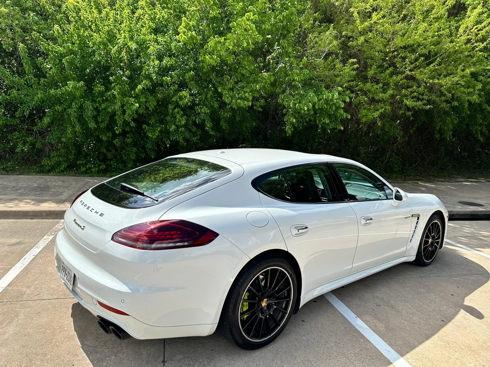 2016 Porsche 970 Panamera S - Image 17 of 31