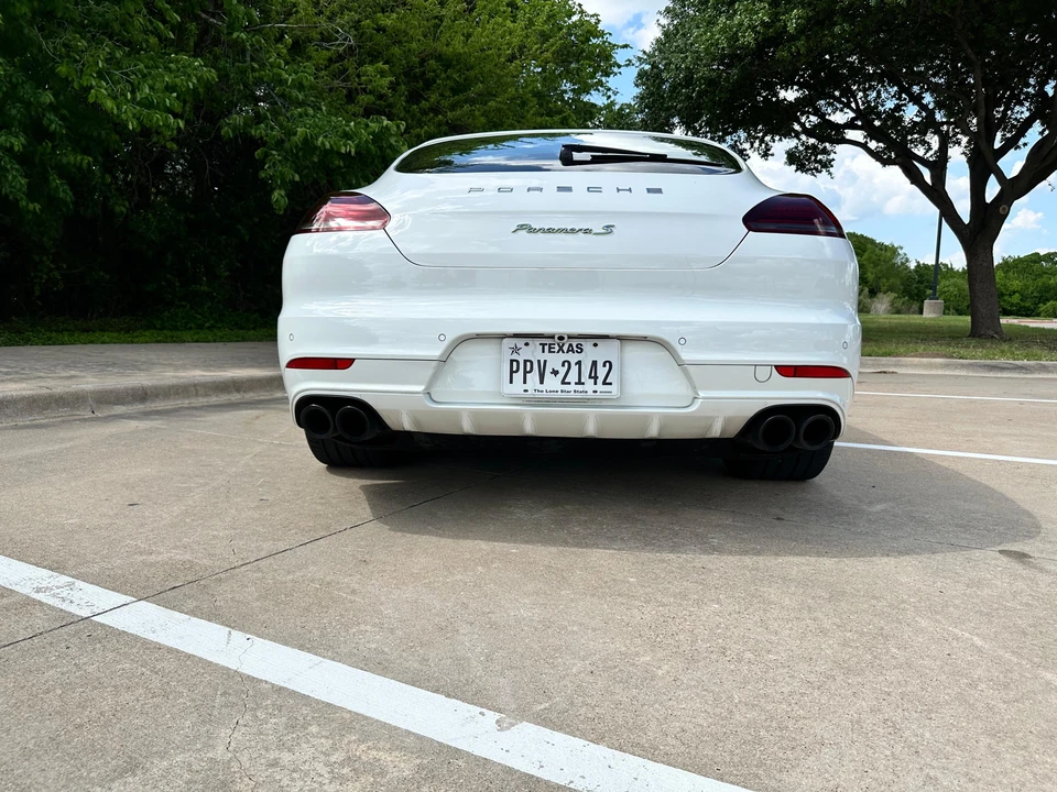 2016 Porsche 970 Panamera S - Image 11 of 31