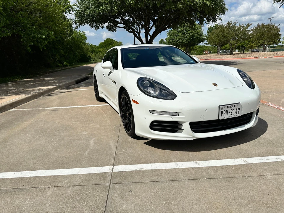 2016 Porsche 970 Panamera S - Image 23 of 31