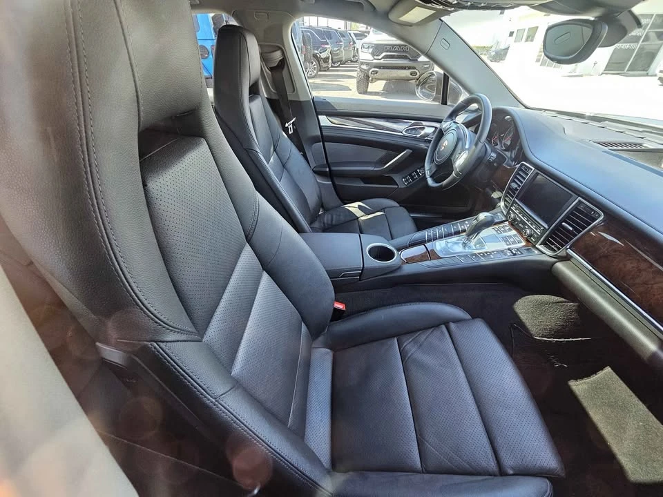 2016 Porsche 970 Panamera S - Image 10 of 11