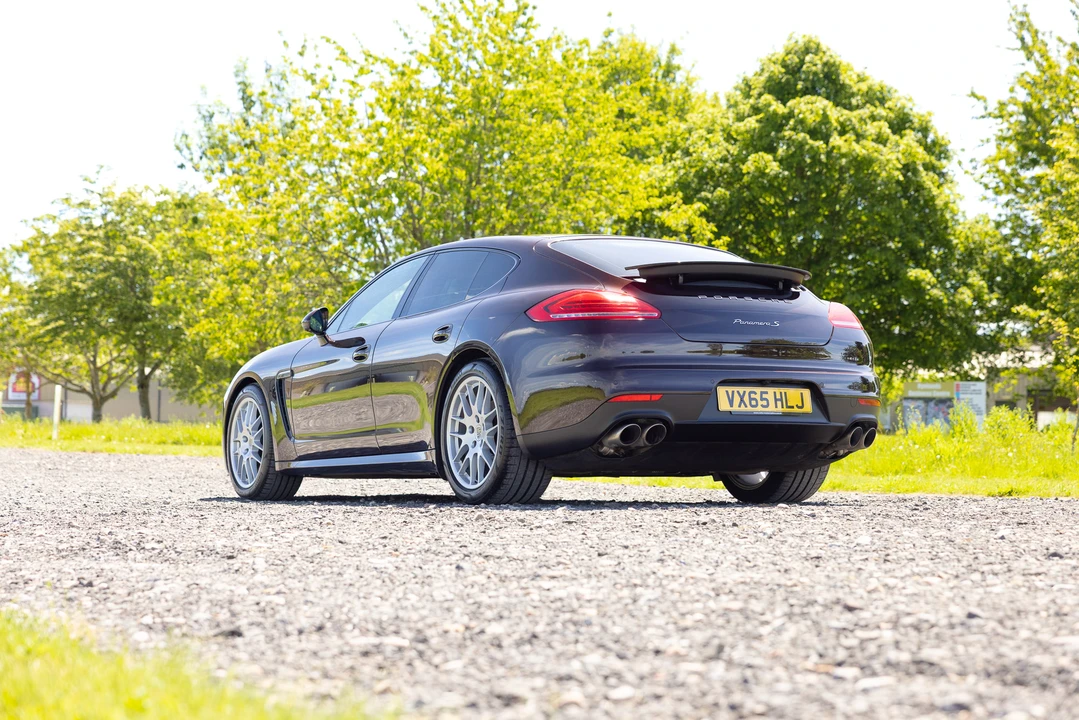 2016 Porsche 970 Panamera S - Image 5 of 31