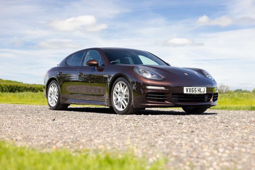 2016 Porsche 970 Panamera S - Image 9 of 31