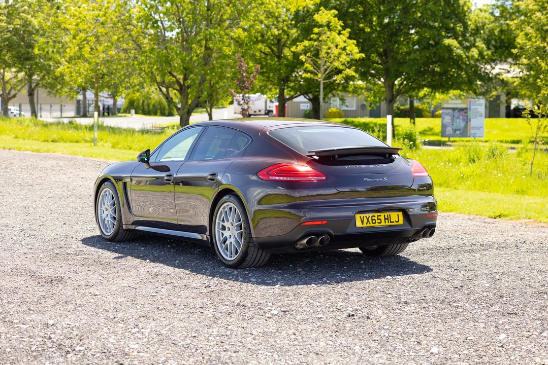 2016 Porsche 970 Panamera S - Image 13 of 31