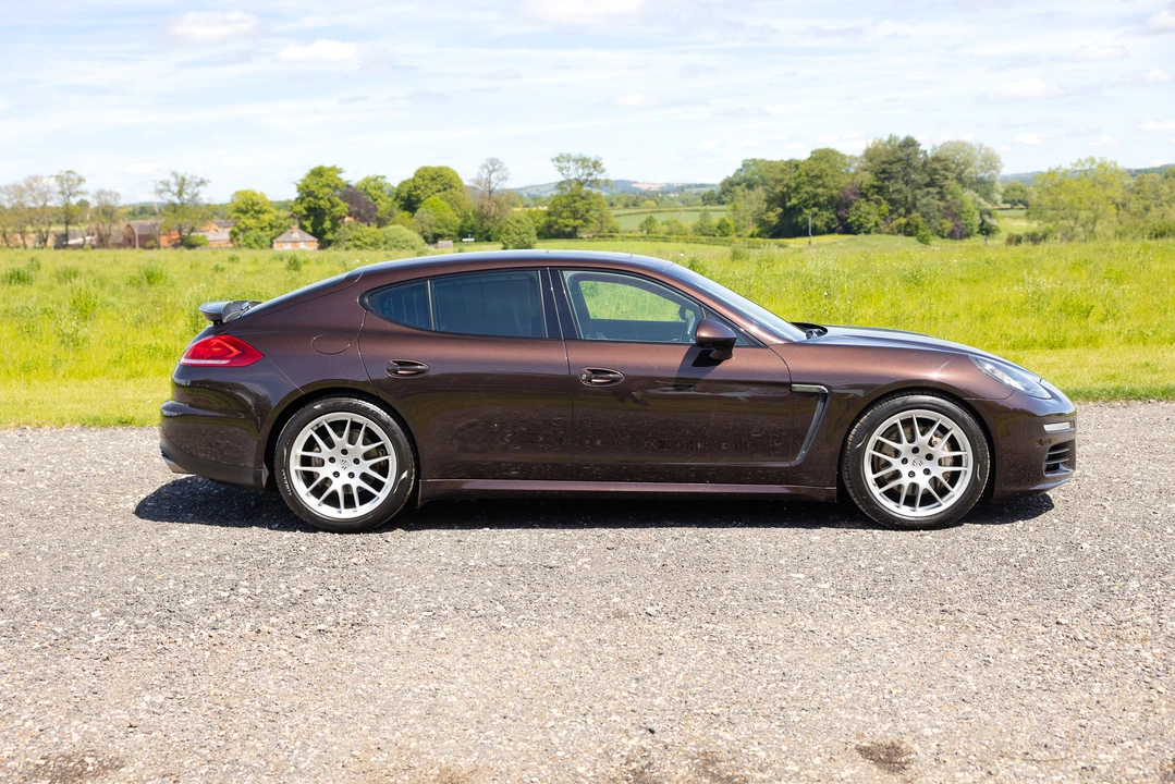 2016 Porsche 970 Panamera S - Image 8 of 31