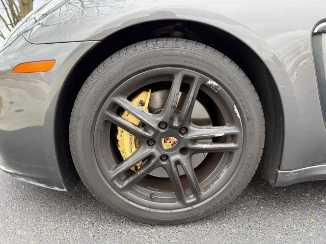 2016 Porsche 970 Panamera - Image 9 of 12