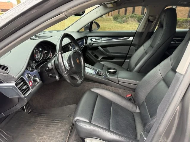 2016 Porsche 970 Panamera - Image 16 of 21