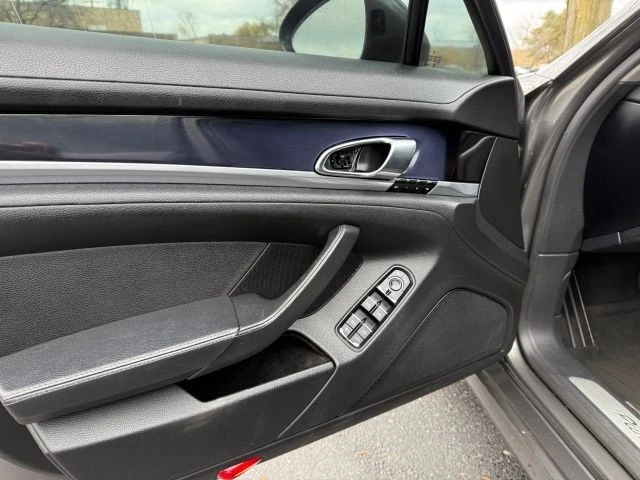 2016 Porsche 970 Panamera - Image 15 of 21