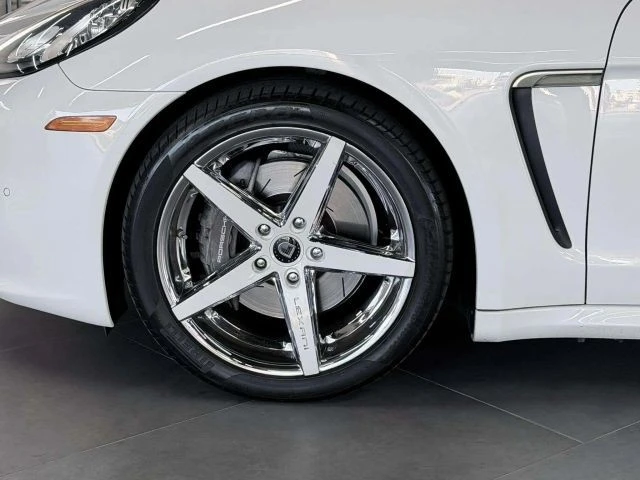 2016 Porsche 970 Panamera - Image 9 of 12