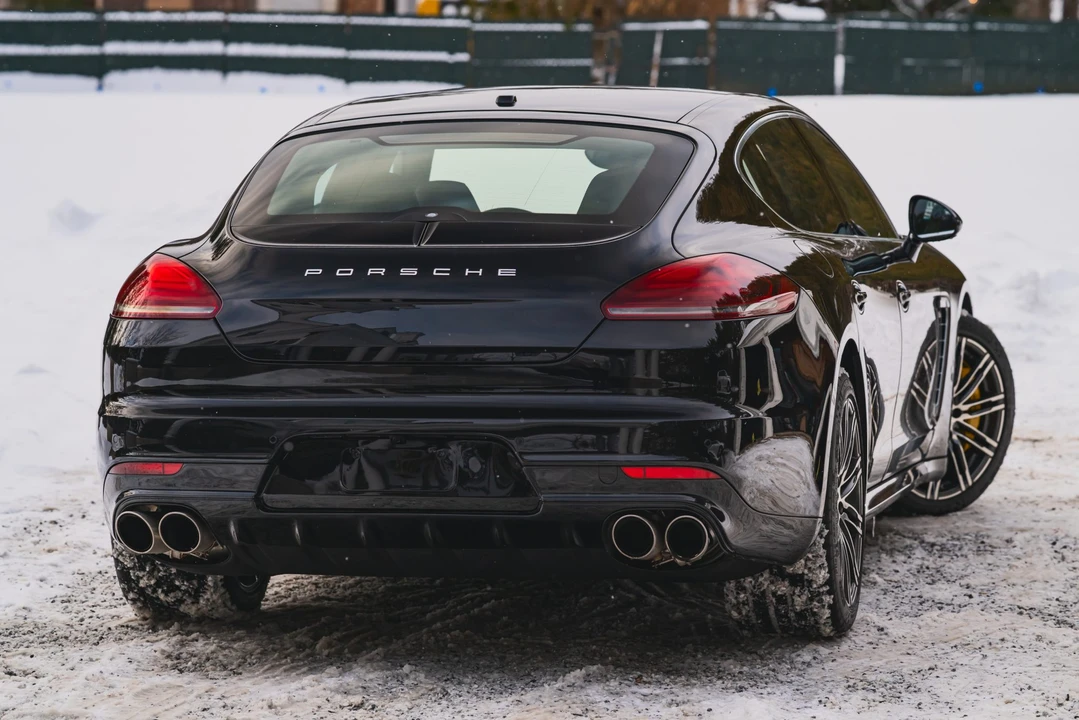 2016 Porsche 970 Panamera Turbo - Image 25 of 31