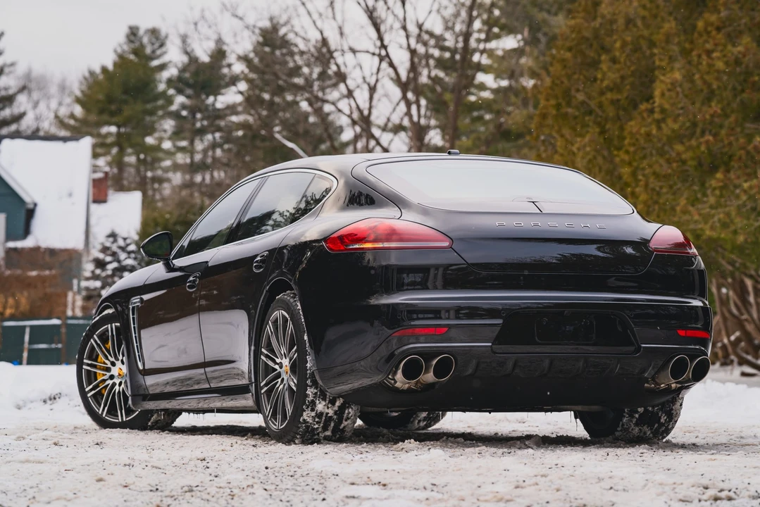 2016 Porsche 970 Panamera Turbo - Image 28 of 31