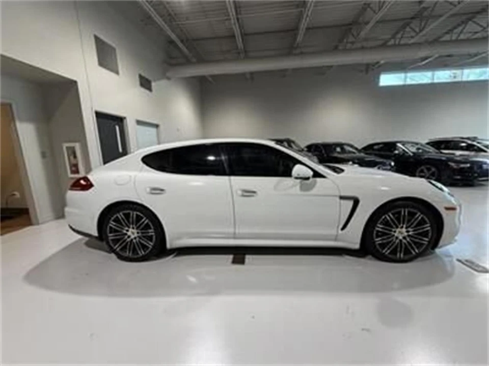 2016 Porsche 970 Panamera - Image 5 of 19