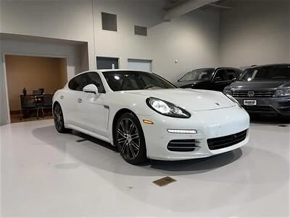 2016 Porsche 970 Panamera - Image 4 of 19