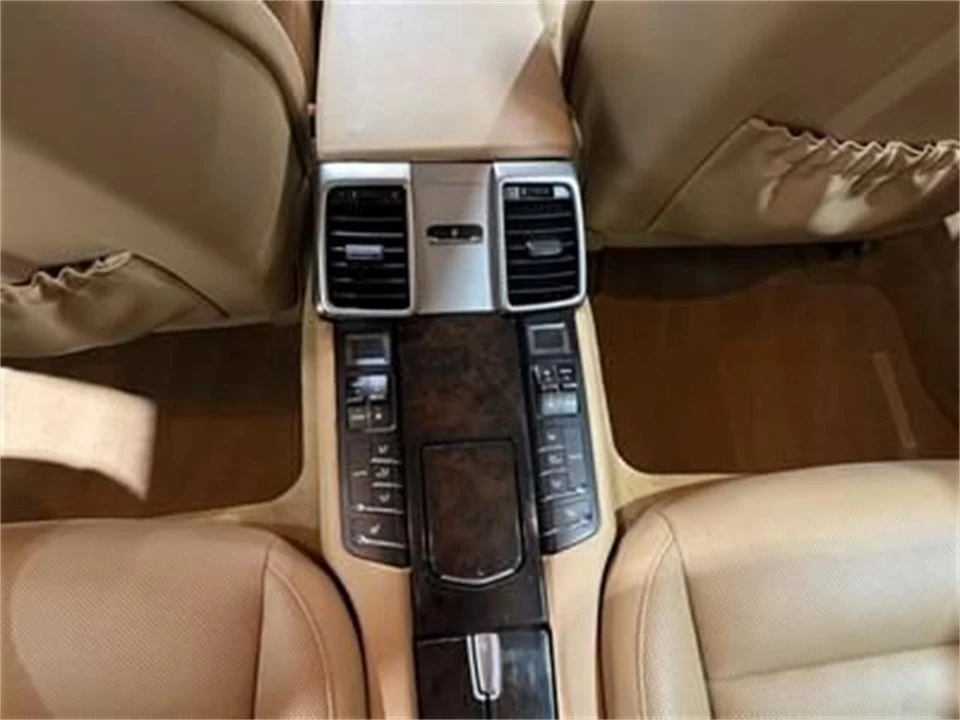 2016 Porsche 970 Panamera - Image 18 of 19