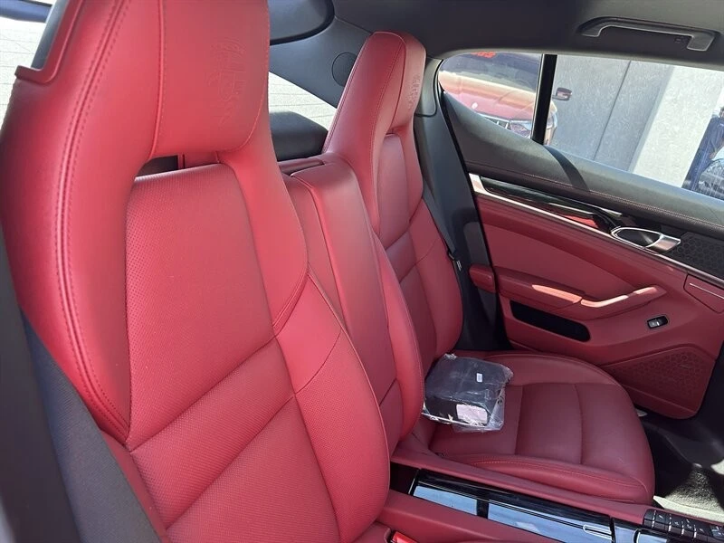 2016 Porsche Panamera - Image 20 of 31