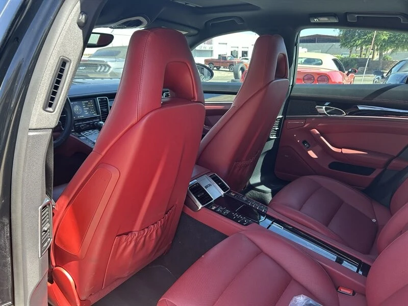 2016 Porsche Panamera - Image 18 of 31