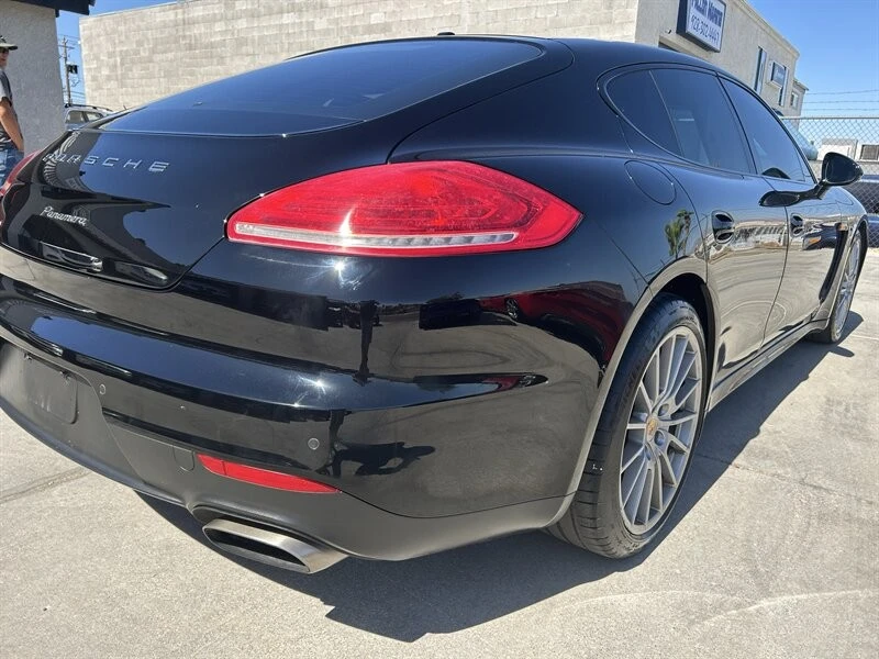 2016 Porsche Panamera - Image 12 of 31