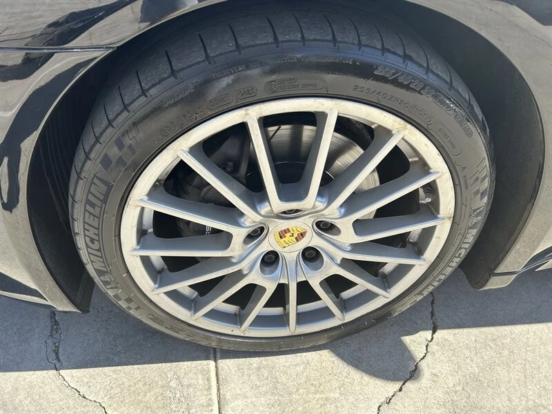 2016 Porsche Panamera - Image 31 of 31