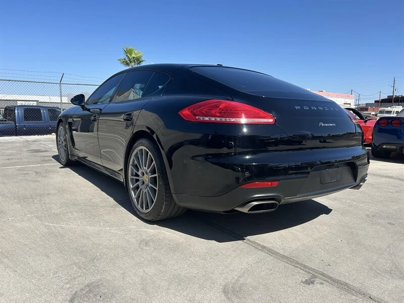 2016 Porsche Panamera - Image 4 of 31