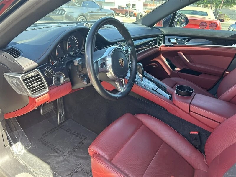2016 Porsche Panamera - Image 14 of 31