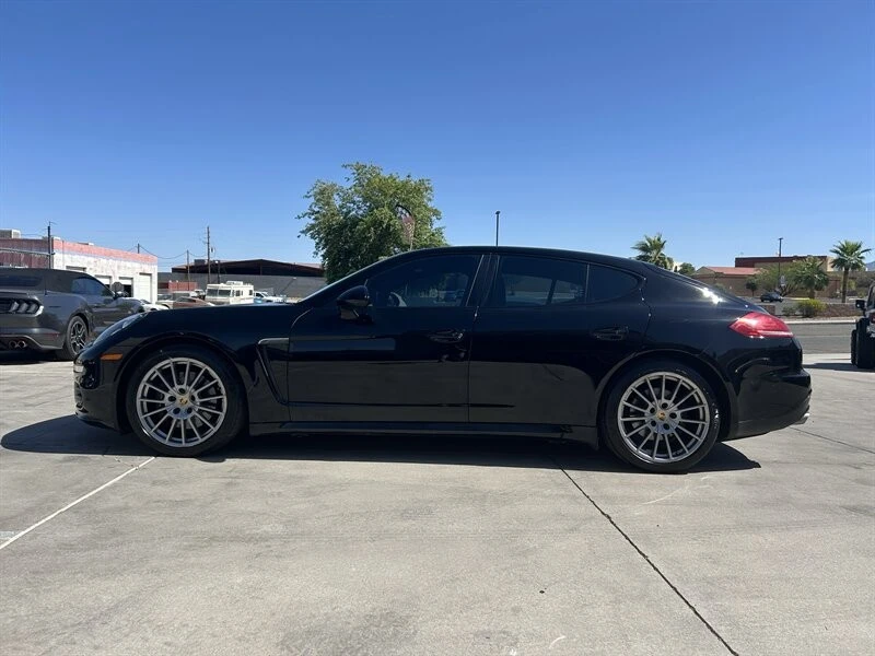2016 Porsche Panamera - Image 3 of 31
