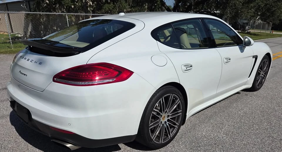 2016 Porsche Panamera - Image 10 of 20