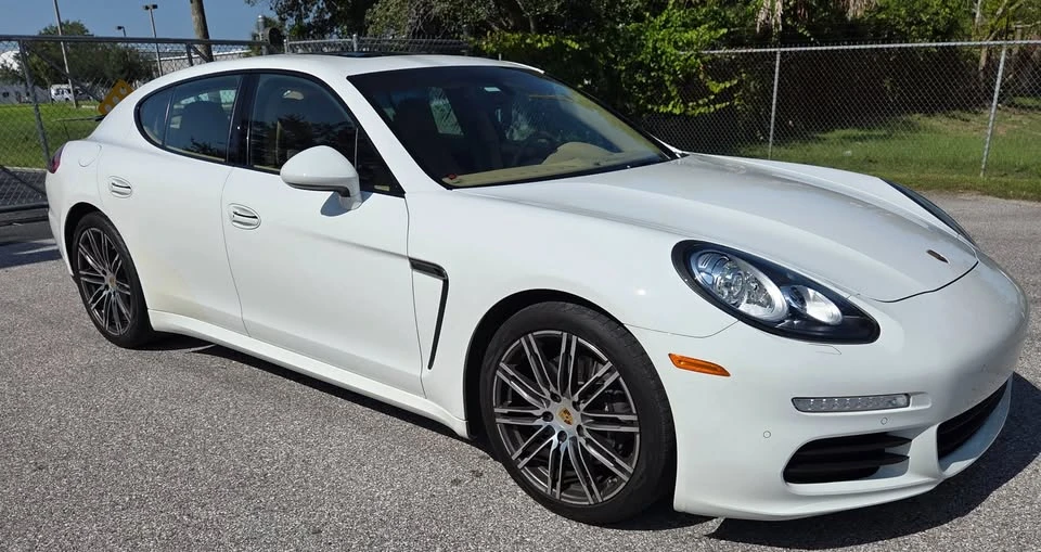 2016 Porsche Panamera - Image 3 of 20