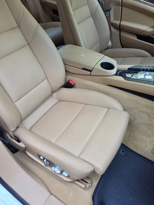 2016 Porsche Panamera - Image 14 of 20