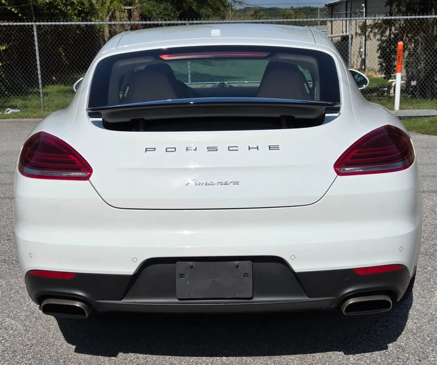 2016 Porsche Panamera - Image 20 of 20