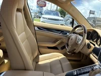 2016 Porsche Panamera - Image 12 of 20