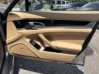 2016 Porsche Panamera - Image 15 of 20