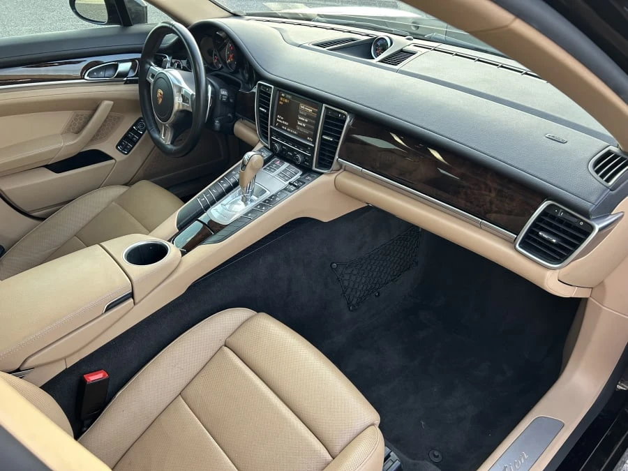 2016 Porsche 970 Panamera - Image 8 of 12