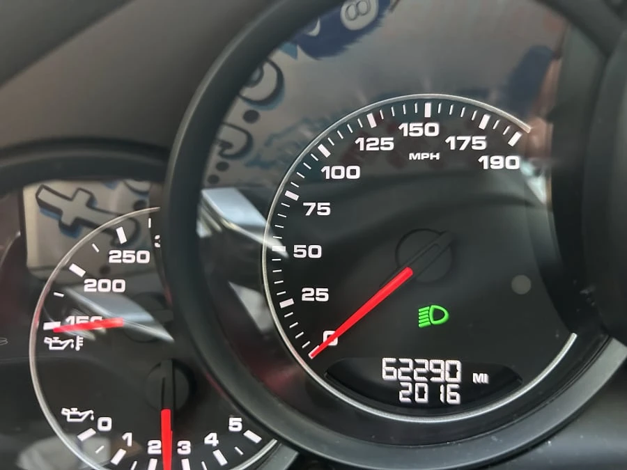 2016 Porsche 970 Panamera - Image 6 of 12