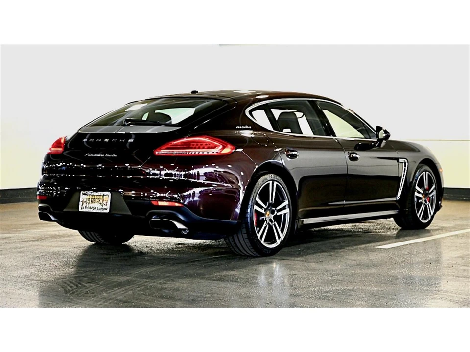2016 Porsche Panamera - Image 9 of 31