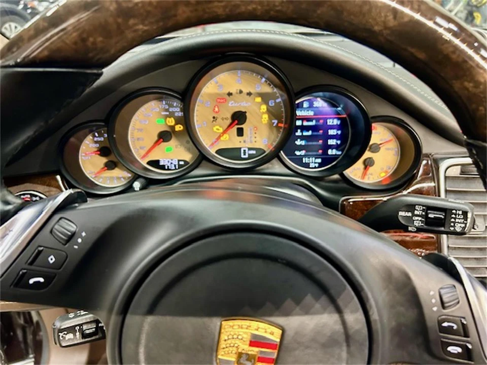 2016 Porsche Panamera - Image 18 of 31