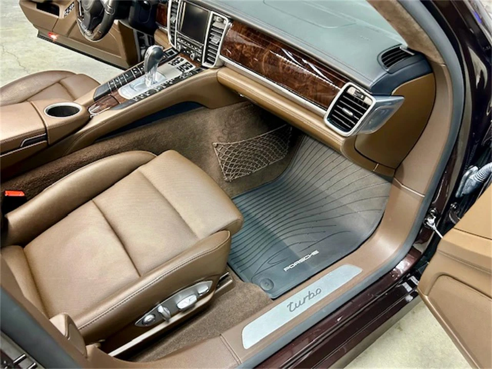 2016 Porsche Panamera - Image 22 of 31
