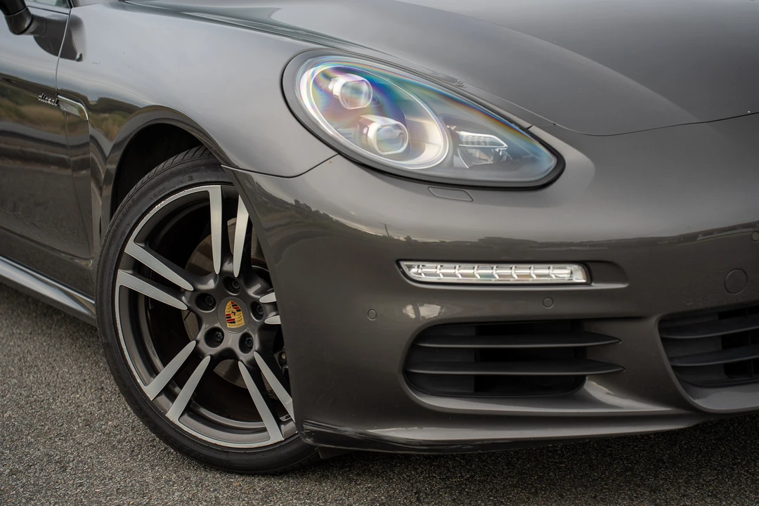 2016 Porsche 970 Panamera S - Image 11 of 31