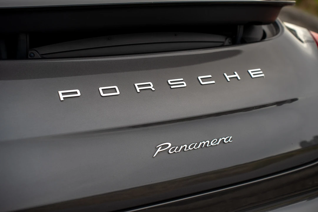 2016 Porsche 970 Panamera S - Image 17 of 31