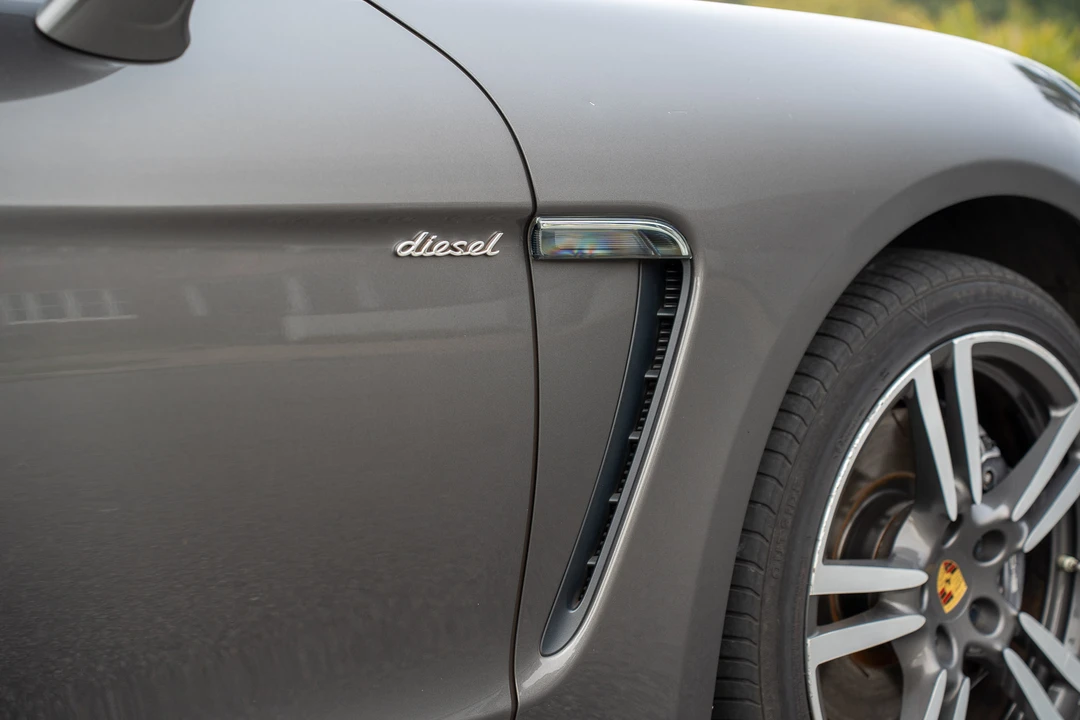 2016 Porsche 970 Panamera S - Image 28 of 31