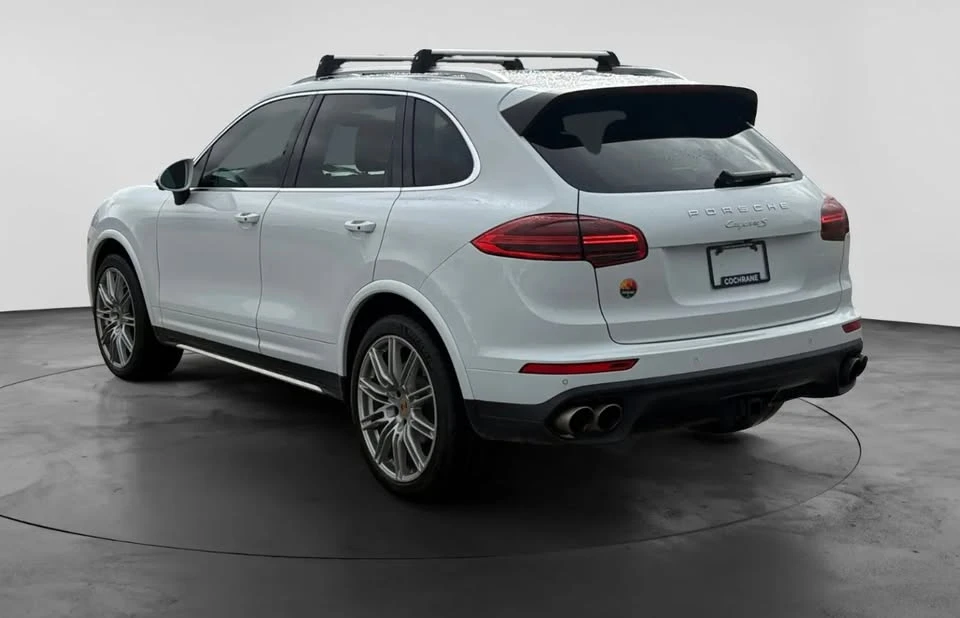 2016 Porsche 958 Cayenne S - Image 3 of 13