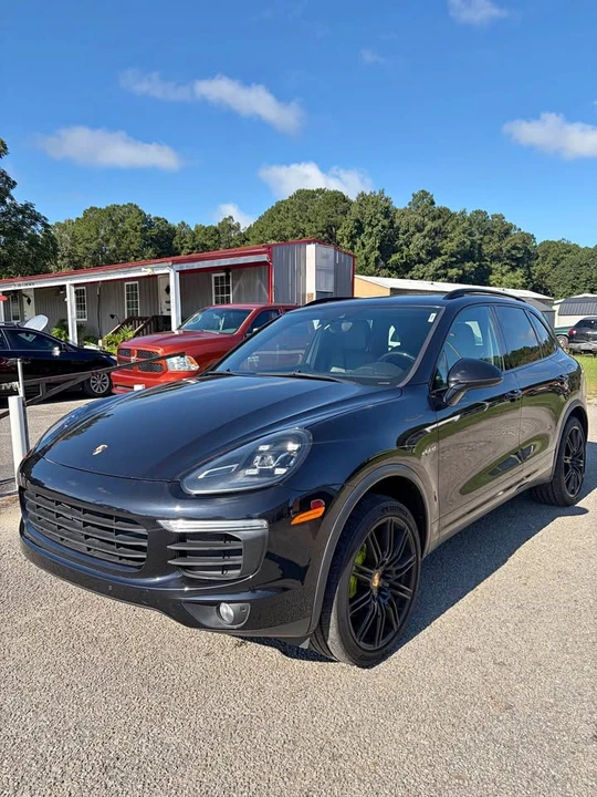 2016 Porsche 958 Cayenne - Image 1 of 20
