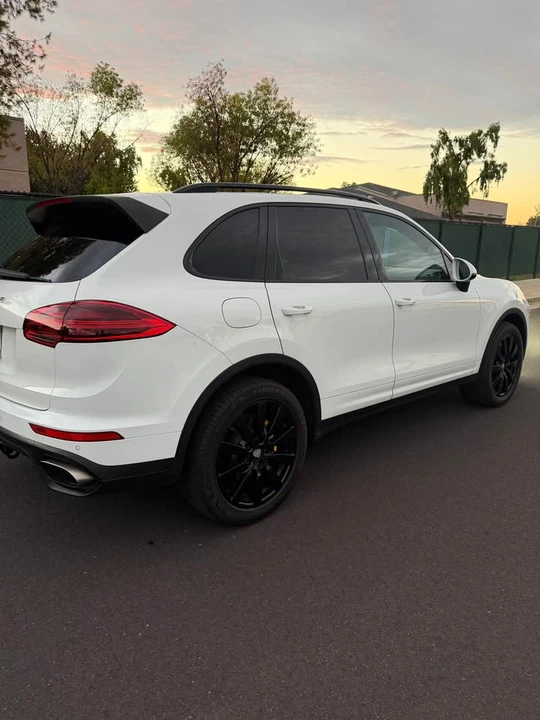 2016 Porsche 958 Cayenne GTS - Image 4 of 9