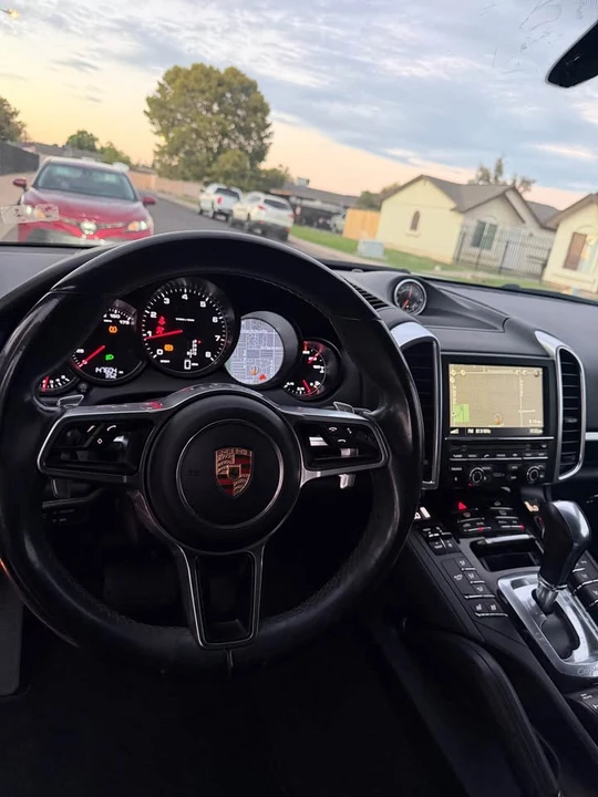 2016 Porsche 958 Cayenne GTS - Image 8 of 9