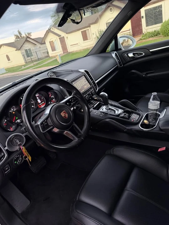 2016 Porsche 958 Cayenne GTS - Image 7 of 9