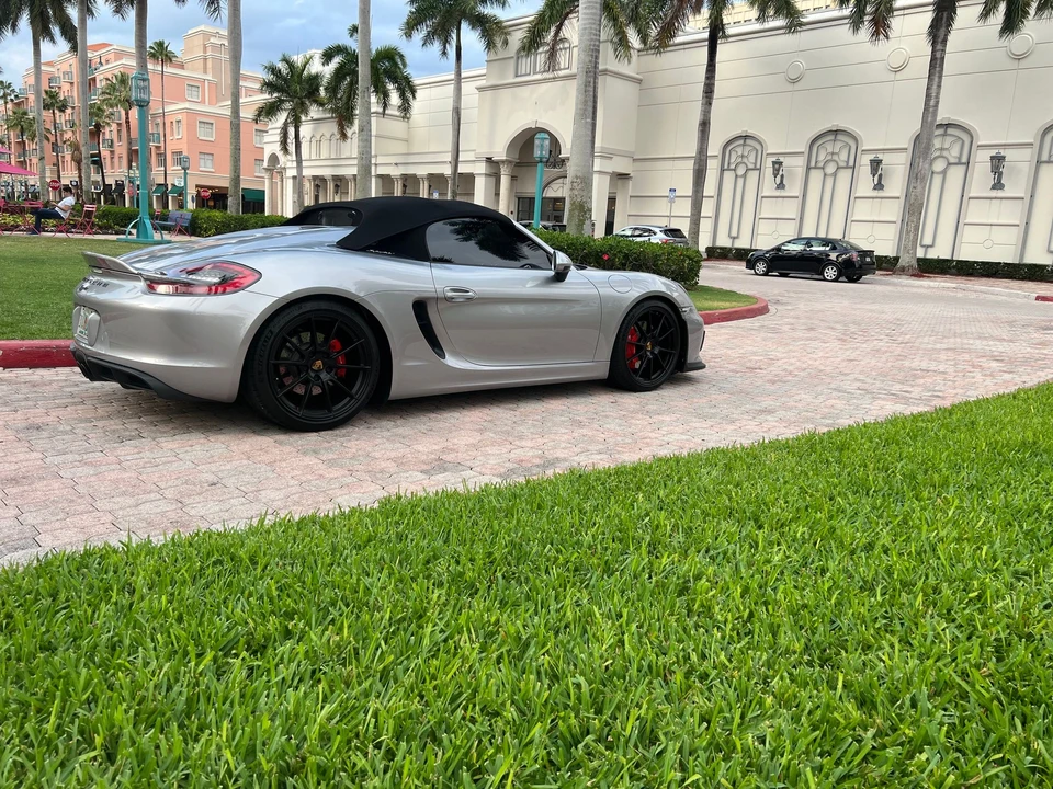2016 Porsche 981 Boxster Spyder - Image 19 of 26