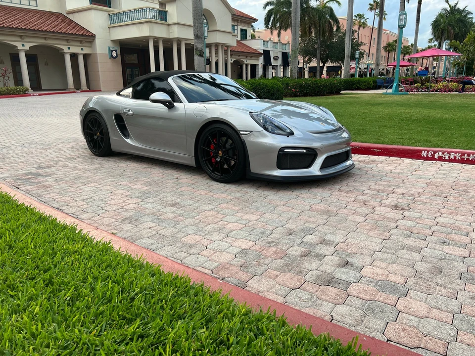 2016 Porsche 981 Boxster Spyder - Image 18 of 26
