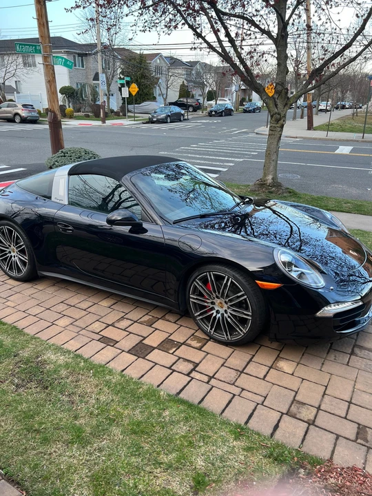 2016 Porsche 991 Targa 4 & 4S - Image 7 of 8