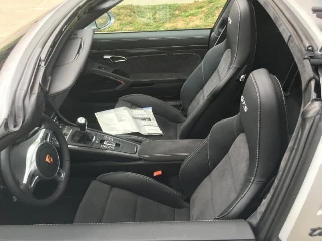2016 Porsche 991 Targa 4 GTS - Image 2 of 3